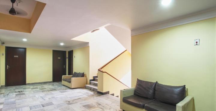 Hotel Golden Palace Pvt Ltd 뭄바이 외부 사진