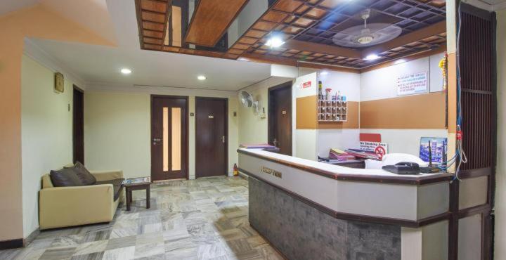 Hotel Golden Palace Pvt Ltd 뭄바이 외부 사진