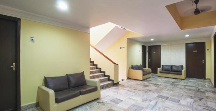 Hotel Golden Palace Pvt Ltd 뭄바이 외부 사진